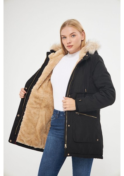 Kadın Siyah Kapüşonlu Kapüşondaki Kürkü Çıkartılabilen Kürk Astarlı Yağmur Rüzgar Geçirmez Kalın Kaban 5565-1