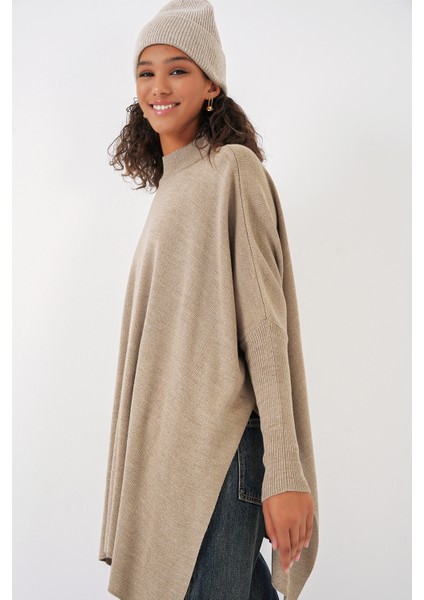 15783 Yırtmaçlı Panço Kazak - A.bej modelleri