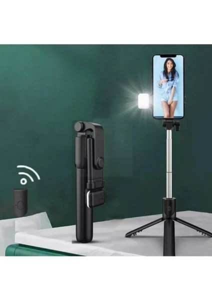 Işıklı Siyah Taşınabilir Bluetooth Tripod & Selfie Çubuğu – Telefon ve Aksiyon Kamerası Uyumlu, Uzaktan Kumandalı modelleri