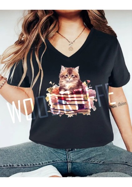 Kadın V Yaka Siyah Baskılı T-Shirt Salaş Rahat Kesim Boyfirend
