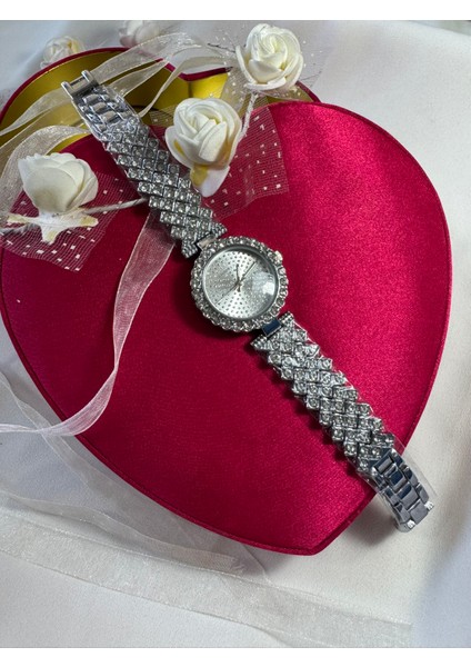 Kadın Kol Saati Taşlı Çelik Kordon