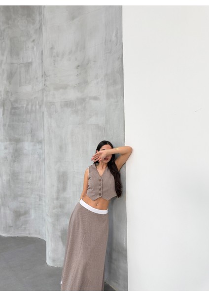 Kadın Çizgili Garnili Midi Boy Çan Etek Yelek Takım modelleri