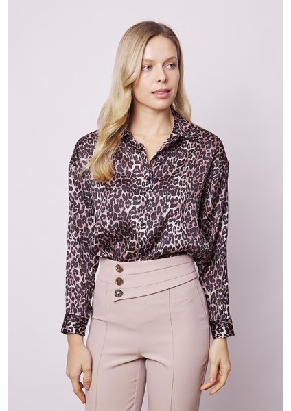 Kadın Desenli Likrasız Kumaş Yakalı Düşük Omuzlu Uzun Kol Gömlek-Leopar