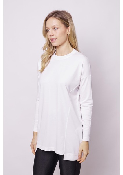 Kadın Sıfır Yaka Uzun Kol Hafif Likralı Kumaş Rahat Kesim(Göbeği Gizler) Tunik Bluz-Beyaz fırsatları
