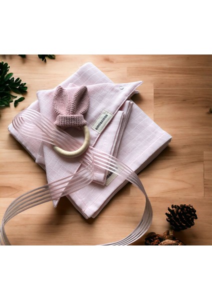 Bebek 85X75 Pembe Müslin Örtü, 1 Diş Kaşıyıcı,1 Önlük,2 Mendil,5 Li TAKIM,%100 Pamuk