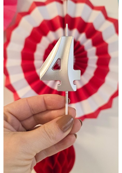 4 Yaş Gümüş Mum Rakam Pasta Mumu Yaş Mum Gümüş Renk fiyatları