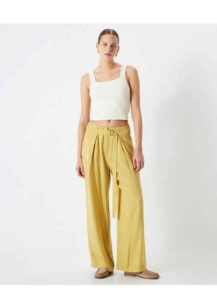 Metal Aksesuarlı Wide Leg Fit Pantolon