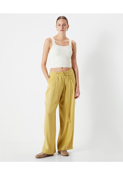 Metal Aksesuarlı Wide Leg Fit Pantolon