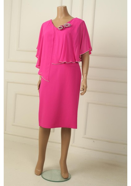 Kadın Ön Arka V Yaka Üstü Şifon Taş Detaylı Güllü Büyük Beden Krep Kısa Elbise fiyatları