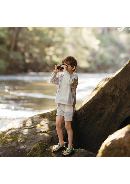 Gri Kontrast Detaylı Şort modelleri