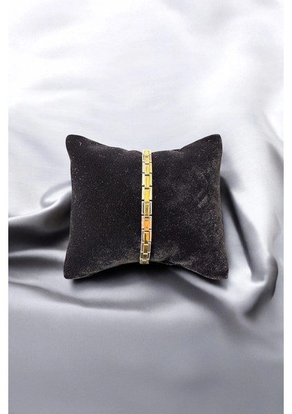 T-Blk-18 Paslanmaz Ortası Gold Kenarı Gümüş Renk İnce Charm Bileklik