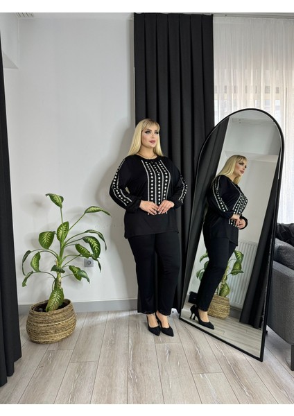 Kadın Büyük Beden Kolu Lastikli Yaka Bağlamalı Esnek Iki Iplik Bluz