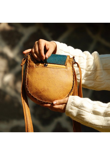 Baykuş Figürlü Çapraz Örgülü Kol Çantası Etnik Bohem Style - Hardal
