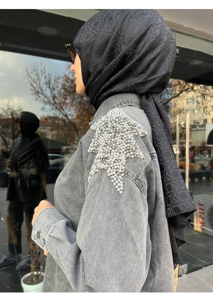 7200 Omuzu Kol Ucu Inci Işlemeli Kot Takım