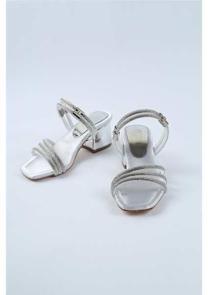 Topuklu Kız Çocuk Ayakkabısı Kız Çocuk Düğün Ayakkabısı Kız Çocuk Abiye Ayakkabı Beyaz Gümüş Topuklu modelleri