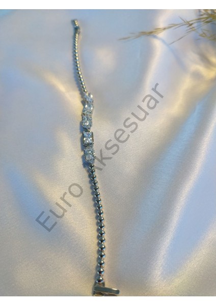 Xupıng Jewelry Silver Taş Detaylı Vip Bileklik fiyatları