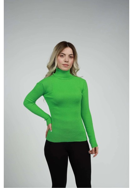 Tam Boğazlı Kadın Body