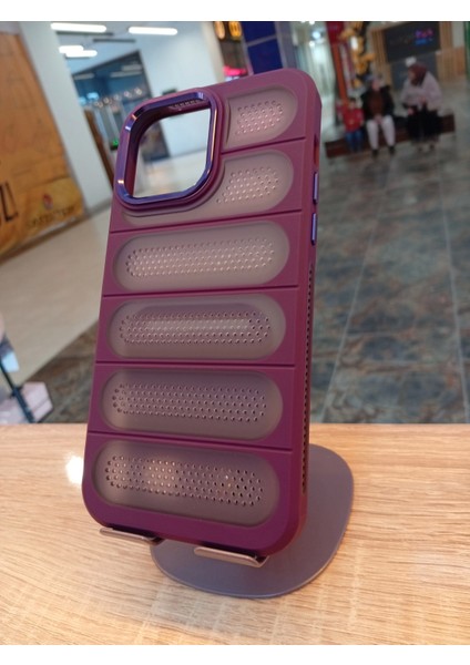 iPhone 15 Pro Max Uyumlu Puffer Case Kapak Özel Yumuşak Dokulu Delikli Kılıf