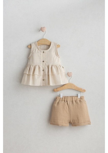 Iz Bebek Spanish Style Elbise Şort Takım Kahverengi Renk - Düğme ve Fırfır Detaylı