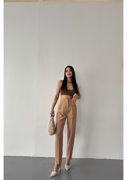 Bej Atlas Kumaş Pensli Pantolon