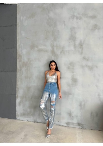 Gümüş Yırtık Detaylı Varaklı Mom Jean