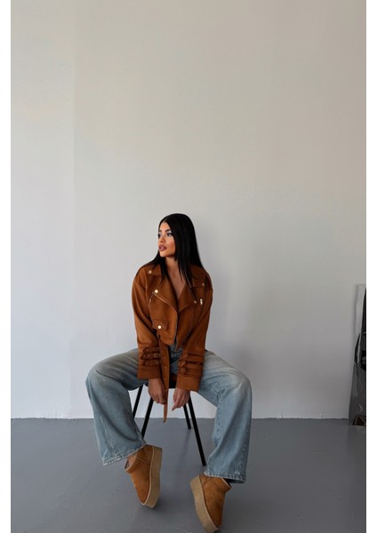 Taba Kol Kemer Detay Crop Ceket