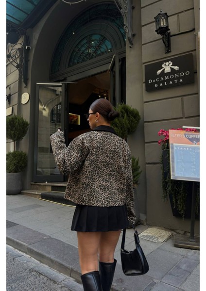 Leopar Desen Crop Ceket