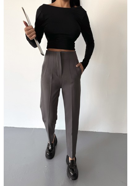 Gri Atlas Kumaş Pensli Pantolon fiyatları