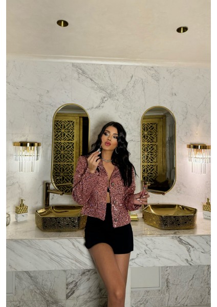 Pudra Payet Düğme Detaylı Crop Ceket