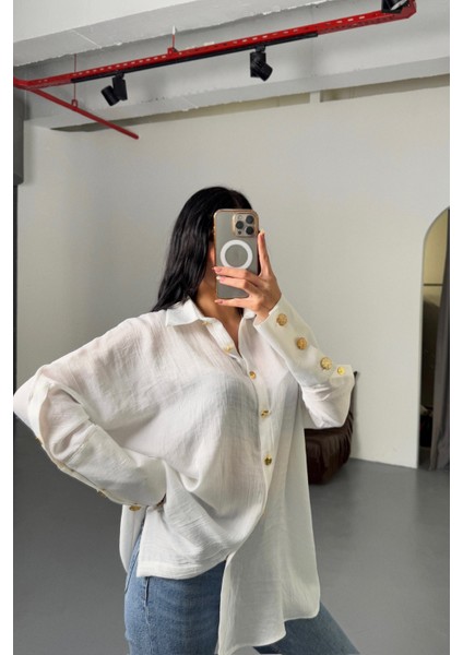 Saten Krinkill Manşet Detaylı Metal Düğme Sıralı Ekru Gömlek modelleri