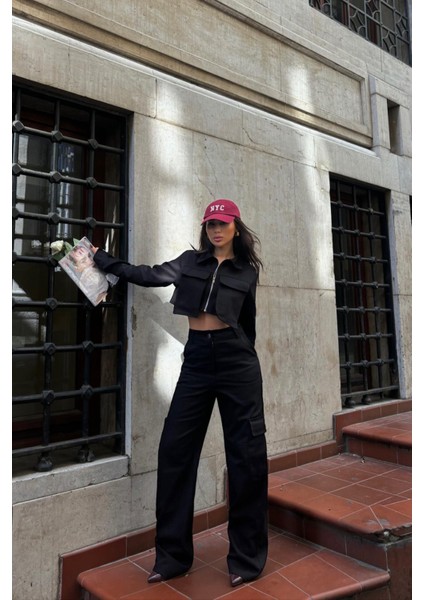 Siyah Gabardin Crop Ceket Takım fırsatları