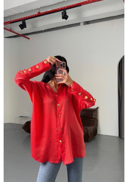 Saten Krinkill Manşet Detaylı Metal Düğme Sıralı Nar Gömlek fırsatları