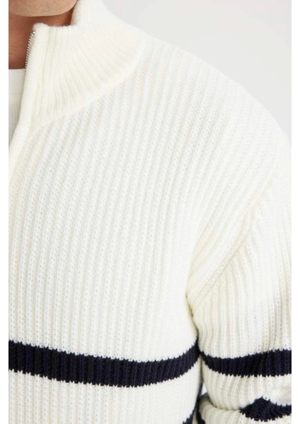 D3274 Standart Fit Dik Yaka Yarım Fermuarlı Çizgili Triko Kazak indirimleri