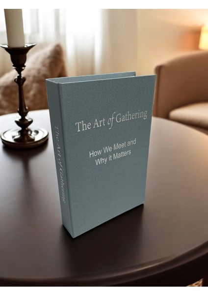Mavi Kumaş Kaplı Dekoratif Kitap Kutusu, The Art Of Gathering Isimli Kumaş Kutu