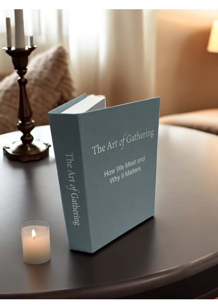 Mavi Kumaş Kaplı Dekoratif Kitap Kutusu, The Art Of Gathering Isimli Kumaş Kutu