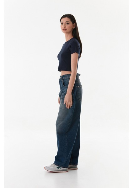 Basic Bisiklet Yaka Crop Tişört indirimleri