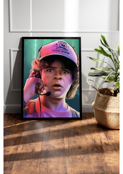 Stranger Things Dustin Çerçeveli Tablo - Dizi Posteri Tablo fiyatları