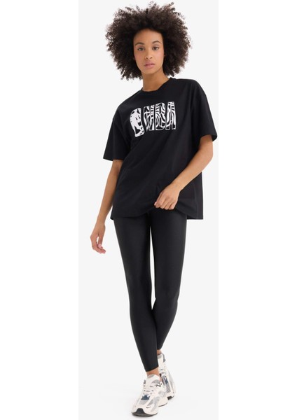 fit Nba Wordmark Oversize Fit Bisiklet Yaka Kısa Kollu TIŞÖRT B3961AX25SP