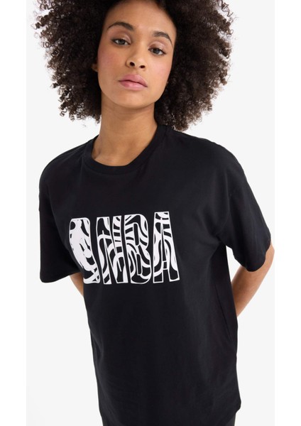 fit Nba Wordmark Oversize Fit Bisiklet Yaka Kısa Kollu TIŞÖRT B3961AX25SP