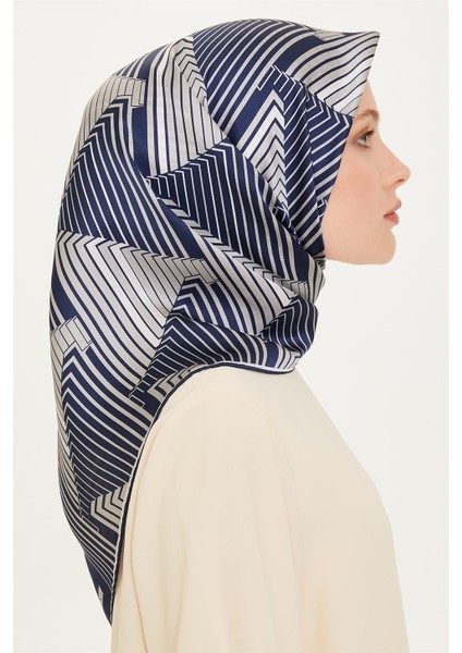 Geometrik Desenli Twill Saf İpek Eşarp 9218D 83 03 fiyatları