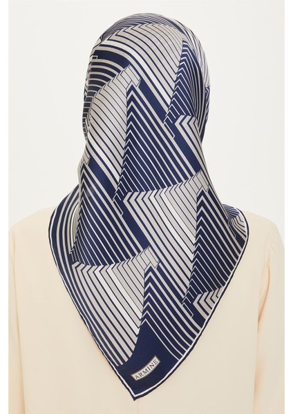 Geometrik Desenli Twill Saf İpek Eşarp 9218D 83 03 fırsatları