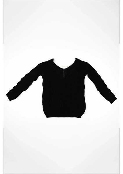 Kadın Siyah V Yaka Sırtı Zincirli Kol Detaylı Kazak