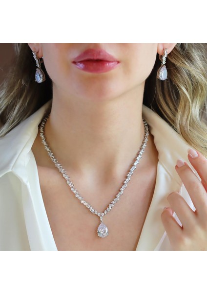 Damla Taşlı Işıltılı Gümüş Set