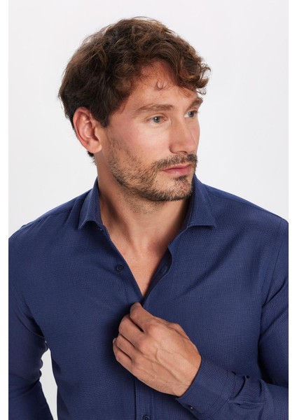 Erkek Slim Fit Dar Kesim Uzun Kollu Pamuklu Kolay Ütü Armürlü Lacivert Gömlek fiyatları