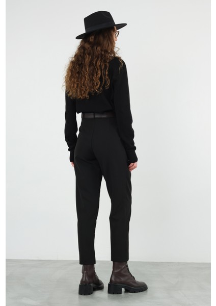 Önü Pileli Pantolon Siyah