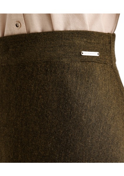 A Kesim Dizaltı Triko Etek indirimleri