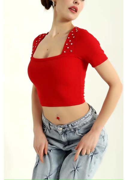 Taşlı Kare Yaka Crop Bluz