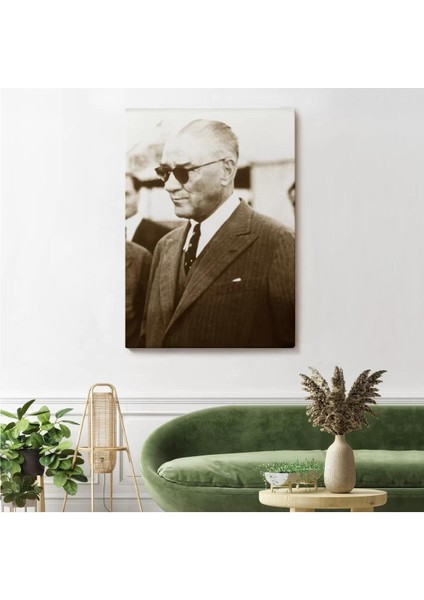 Atatürk Portre Tablosu Mustafa Kemal Atatürk Dikdörtgen Dekoratif Kanvas TABLO-FŞ-143