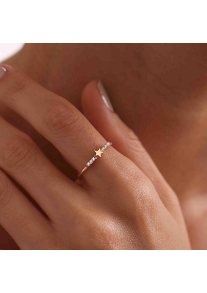 14 Ayar Altın Beyaz Taşlı Yıldız Yüzük