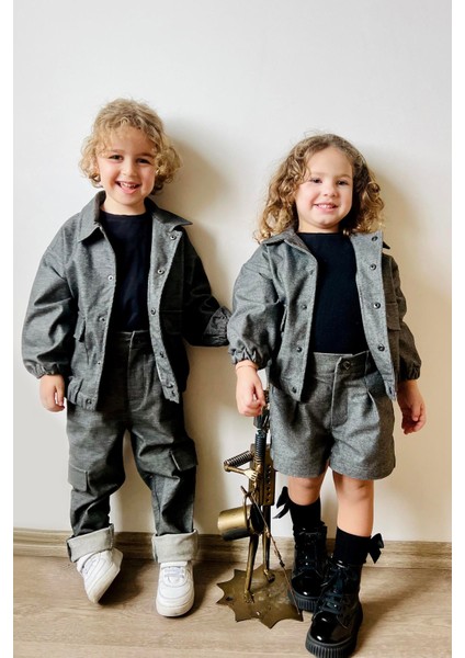 Gri Cep Detaylı Çocuk Ceket